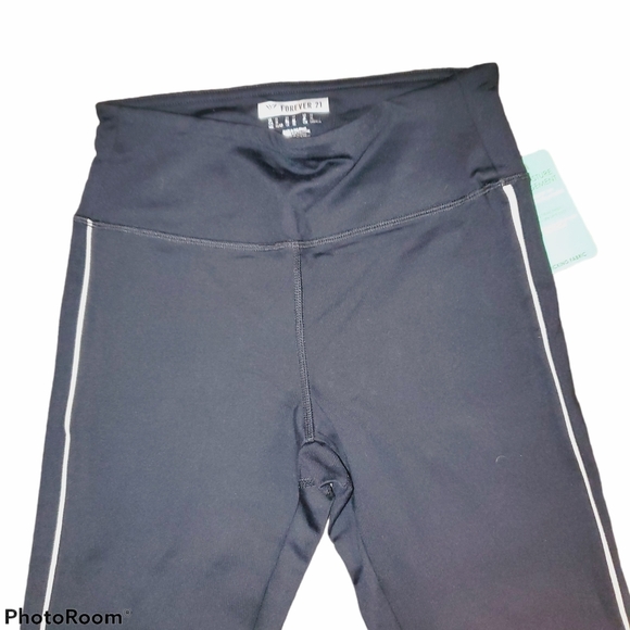 Forever 21 NWT Ankle Length Active Wear Leggings 422 - Picture 5 of 6